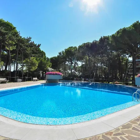 아파트 Locazione Turistica Meridiana-3 *